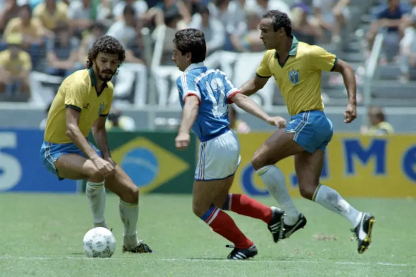 Sócrates, ante Francia | AFP