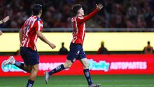 ¡La Hormiga responde! Armando González acerca a Chivas ante Pumas