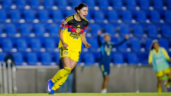 Nancy Antonio celebra un gol con América Femenil | IMAGO7