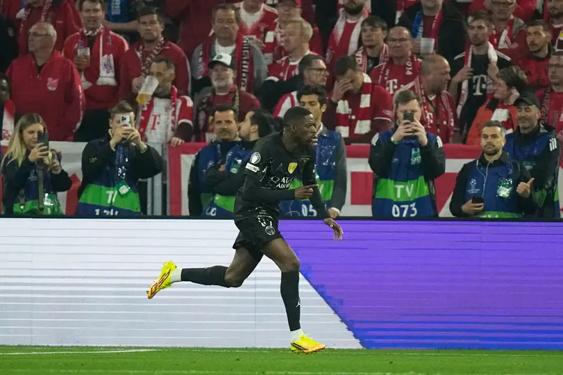 Ousmane Dembélé en celebración con PSG ante Bayern Munich en Champions League | AP