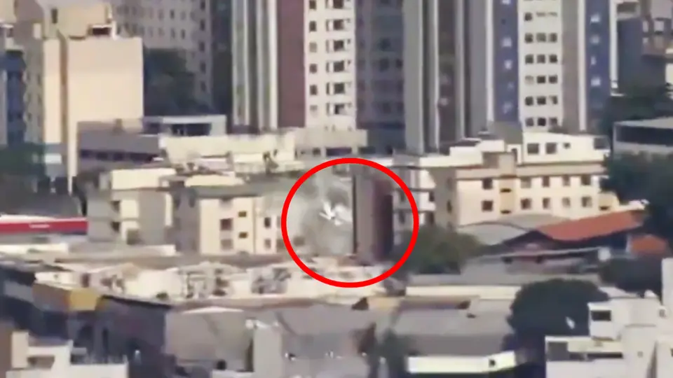 Hasta el momento se desconocen las fallas de la avioneta que se impactó contra un edificio / Especial