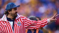 Amaury Vergara en un partido de Chivas en la Liga MX | MEXSPORT