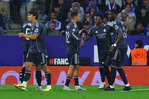 Jugadores de Real Madrid en partido de LaLiga | AP