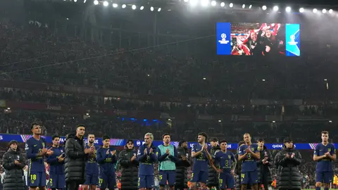 Jugadores de Atlético de Madrid agradecen a su afición tras la derrota contra Arsenal en Champions League | AP