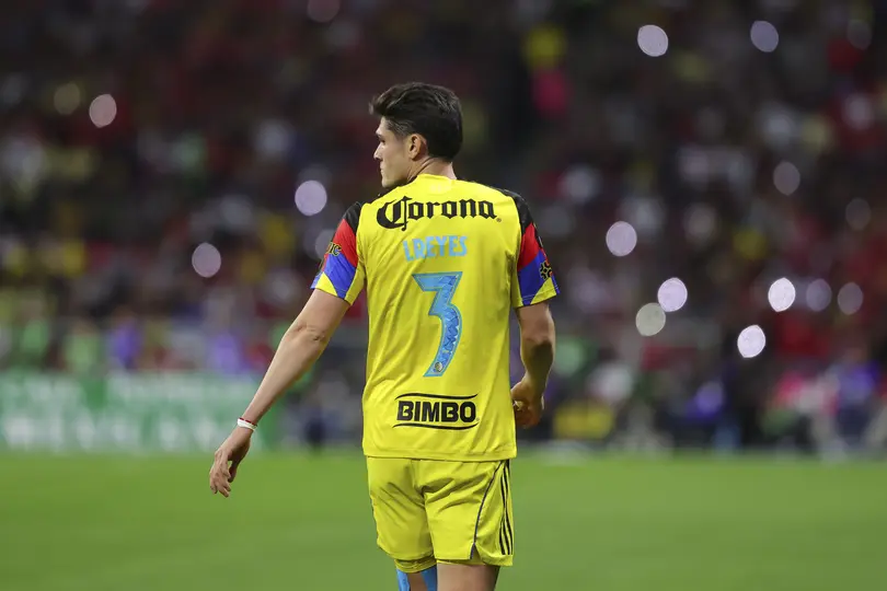 Israel Reyes con América en la Liga MX | IMAGO 7