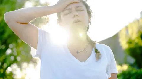 Golpe de calor: ¿Cuáles son los síntomas y qué hacer si sufres uno?