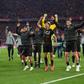 Jugadores de PSG en celebración tras eliminar a Bayern Munich en Champions League | AP