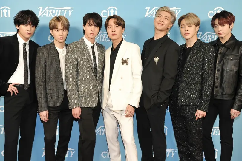 RM, Jin, SUGA, J-Hope, Jimin, V y Jung Kook volverían a México en 2027. / AP