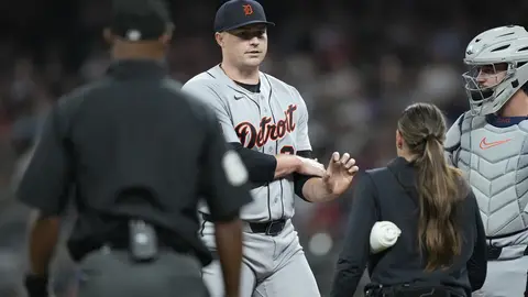 Tarik Skubal sufre lesión en juego de la MLB | AP