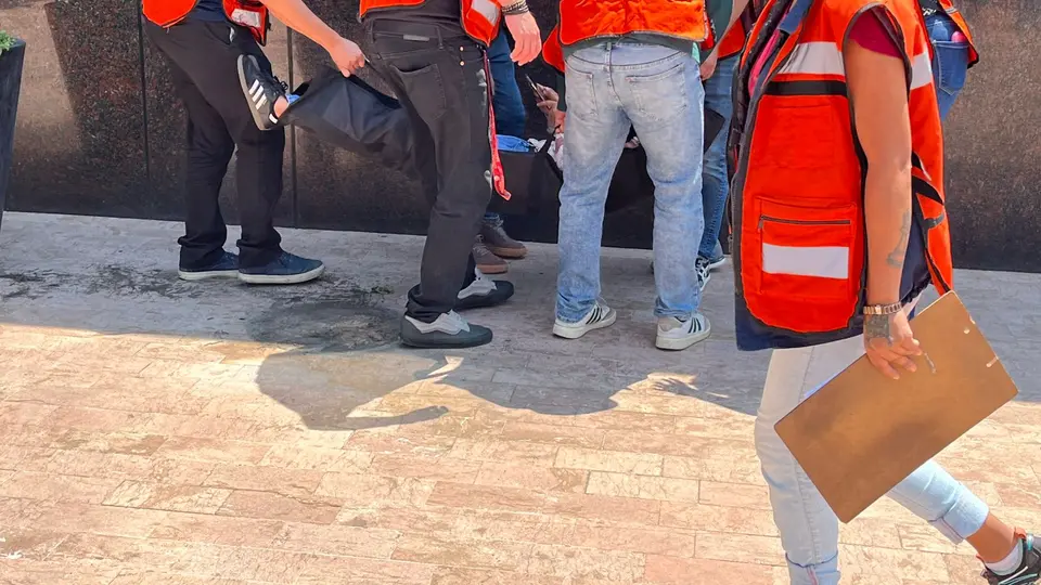 Miles de personas participaron en el Primer Simulacro Nacional 2026 tras activarse la alerta sísmica a las 11:00 horas./ Mariana Alcántara
