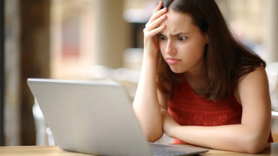Descuentos demasiado atractivos y promociones exclusivas son algunas de las tácticas más utilizadas por ciberdelincuentes. / iStock