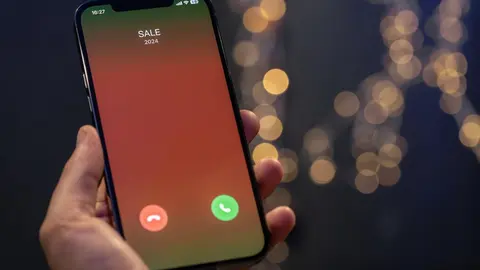 Las líneas que no hayan sido registradas podrían ser suspendidas / Especial