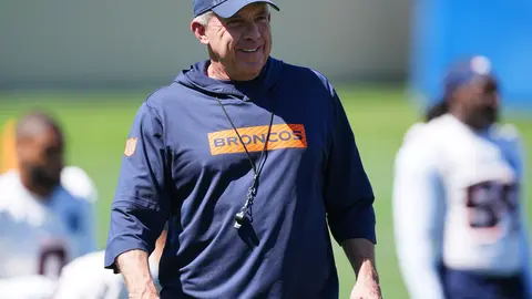 Sean Payton, entrenador en jefe de Broncos | AP