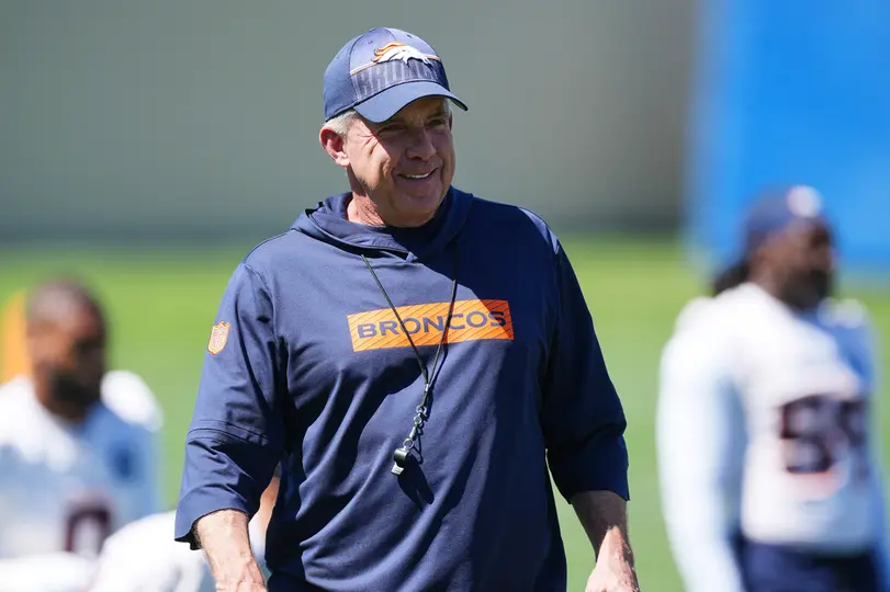 Sean Payton, entrenador en jefe de Broncos | AP
