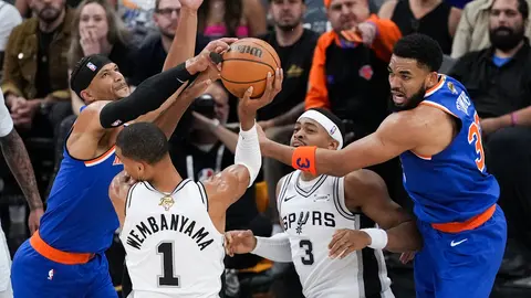 Knicks vinieron de atrás ante los Spurs de San Antonio l AP