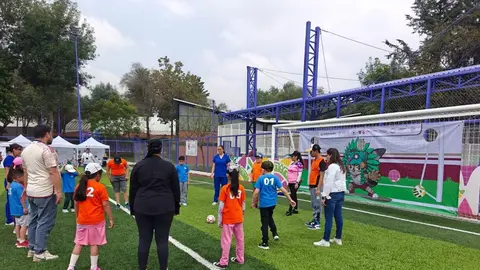 La alcaldía Magdalena Contreras anunció la entrega gratuita de miles de artículos alusivos al torneo / Especial