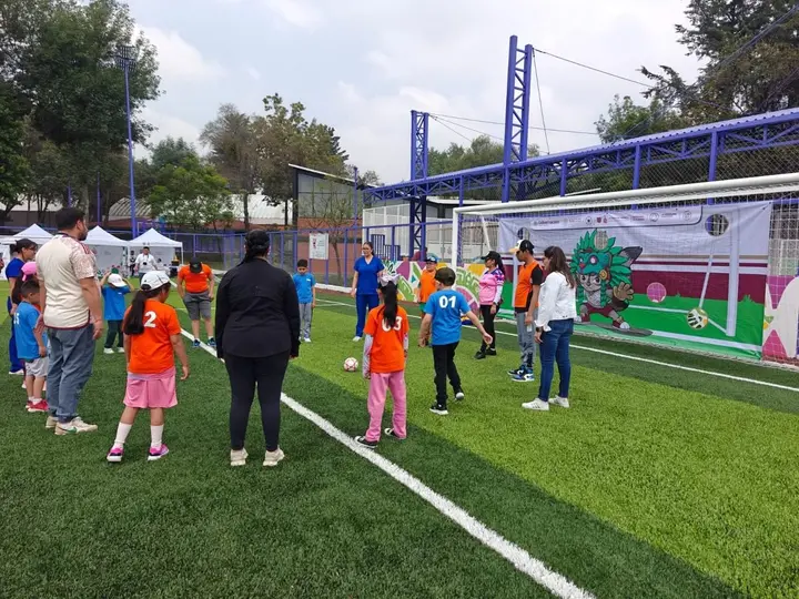 La alcaldía Magdalena Contreras anunció la entrega gratuita de miles de artículos alusivos al torneo / Especial