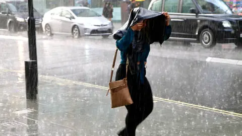 La CDMX se prepara para el Mundial... y para las lluvias: así puedes consultar el clima
