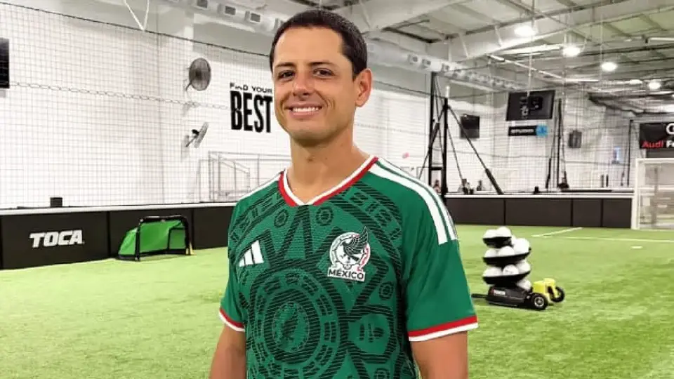Javier Hernández con la playera de la Selección Mexicana | IG:@ch14_