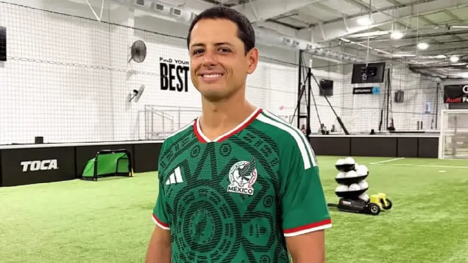 Javier Hernández con la playera de la Selección Mexicana | IG:@ch14_