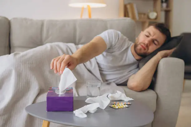La vacuna contra la influenza está disponible de manera gratuita en unidades del IMSS, ISSSTE y centros de salud de la Secretaría de Salud./ Pixabay