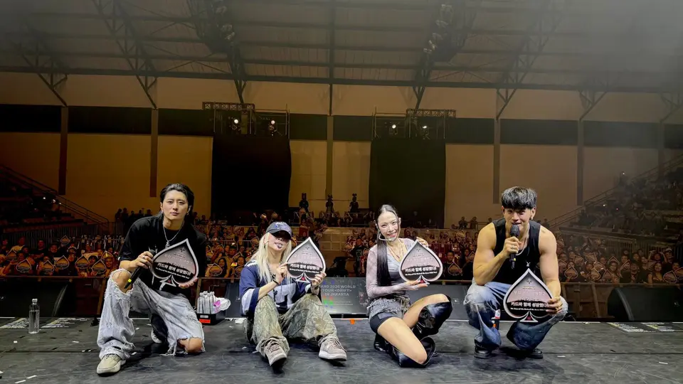 BM, J.Seph, Somin y Jiwoo integran la alineación que permanecerá unida hasta concluir la gira mundial DRIFT. X: @KARD_Official.