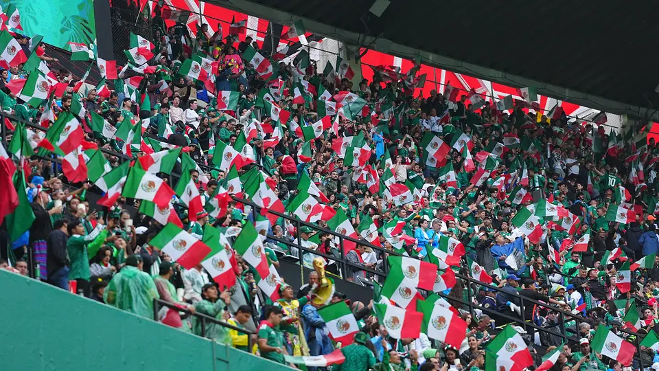 Afición mexicana antes del México e Inglaterra | MEXSPORT