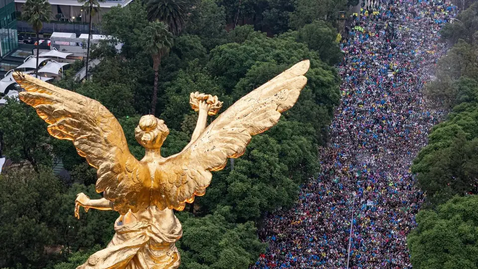 La jefa de Gobierno afirmó que el operativo por el partido entre México e Inglaterra concluyó con saldo blanco y sin incidentes de gravedad./ X: @GobCDMX