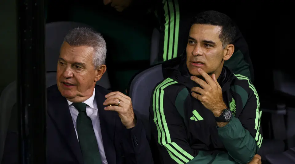 Javier Aguirre le pasa la responsabilidad de la Selección a Rafa Márquez | MEXSPORT