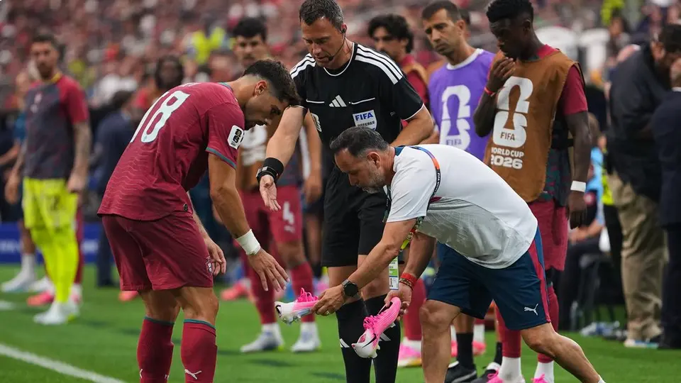 Pedro Neto en el partido de Portugal contra España | AP