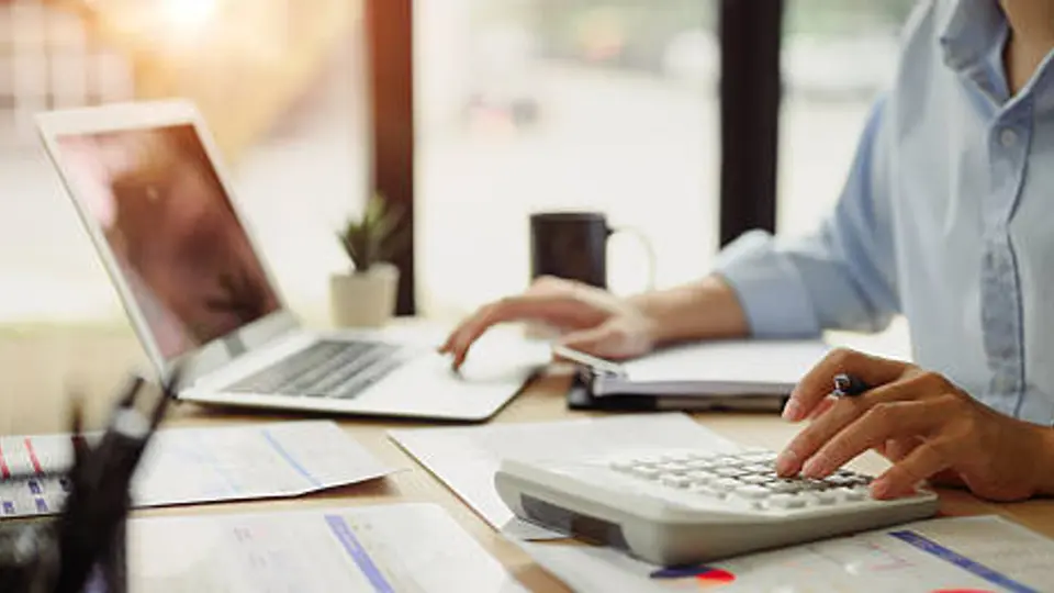 Los contribuyentes deben revisar su Buzón Tributario para conocer cualquier notificación emitida por la autoridad fiscal. /istock
