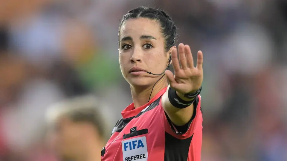 Katia Itzel vive incomodo momento con aficionado: "no le voy a decir a nadie"