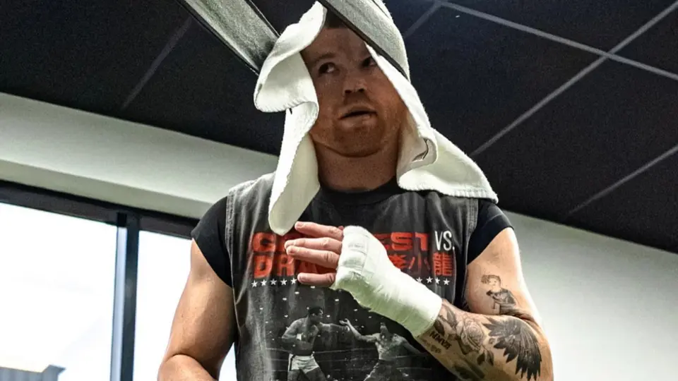 Canelo Álvarez regresa al gimnasio y pone en marcha el campamento para enfrentar a Christian Mbilli