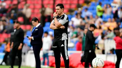 Hernán Elizondo destaca adaptación y evolución de Tigres tras asumir como interino