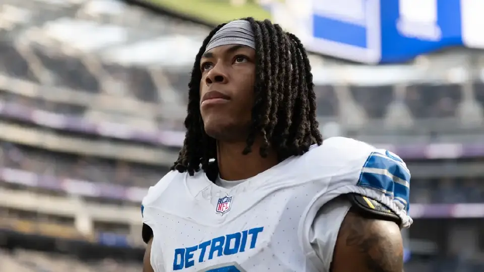 Jahmyr Gibbs, corredor de Lions | AP