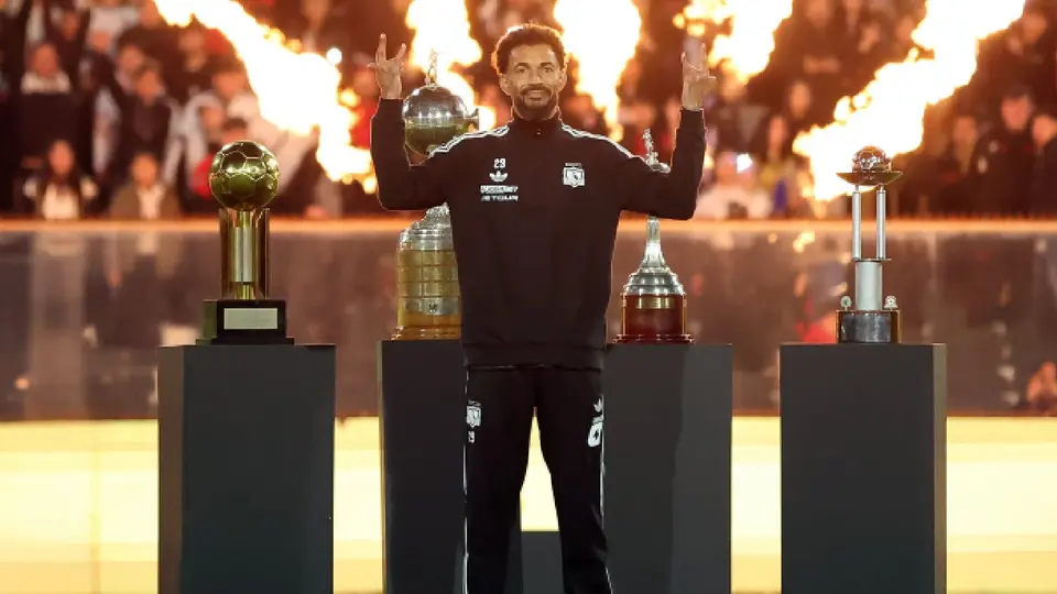 Vozinha en su presentación con Colo-Colo | x:@ColoColo