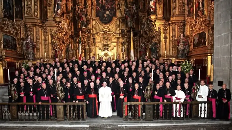 Oración del papa Francisco frente a la Virgen de Guadalupe en la Basílica. /Catedral Metropolitana de la Arquidiócesis de México