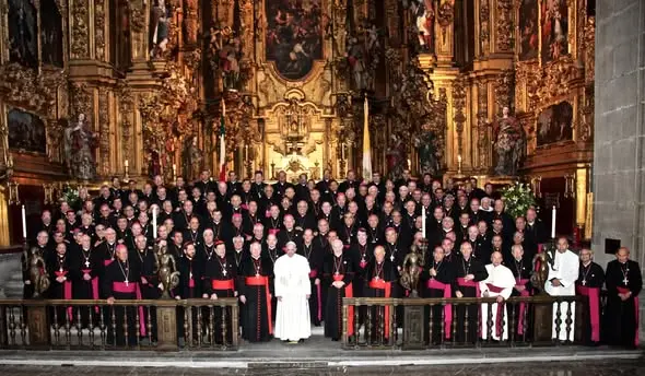 Oración del papa Francisco frente a la Virgen de Guadalupe en la Basílica. /Catedral Metropolitana de la Arquidiócesis de México