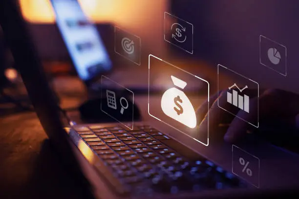 Liquidar o garantizar un crédito fiscal permite solicitar el levantamiento de la inmovilización de una cuenta bancaria. /istock