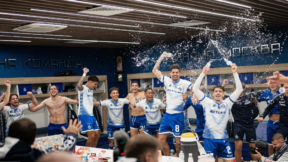 Luis Chávez y Dinamo de Moscú | IG: @fcdynamo
