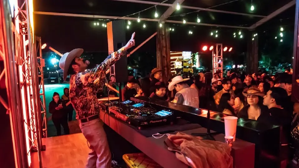 Hubo varias pistas de baile para que el ánimo no se frenara en todo el Festival / Cortesía OCESA