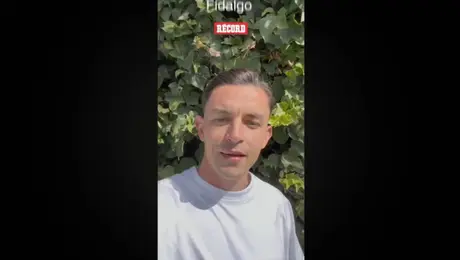Álvaro Fidalgo hereda su número '8' a Carlos Álvarez