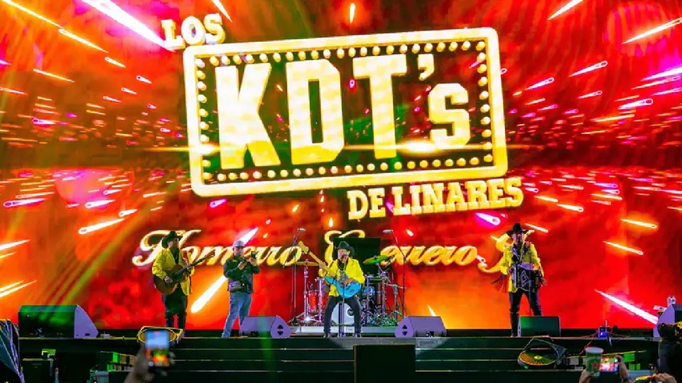 Los temas clásicos del norteño no pueden faltar para bailar de cartón de cerveza / Cortesía OCESA