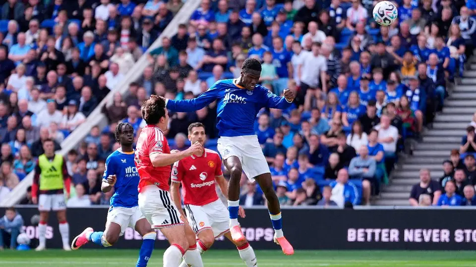 Thierno Barry del Everton | AP