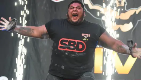 ¡Una locura! Mexicano rompe récord mundial al levantar 511 kilos en peso muerto