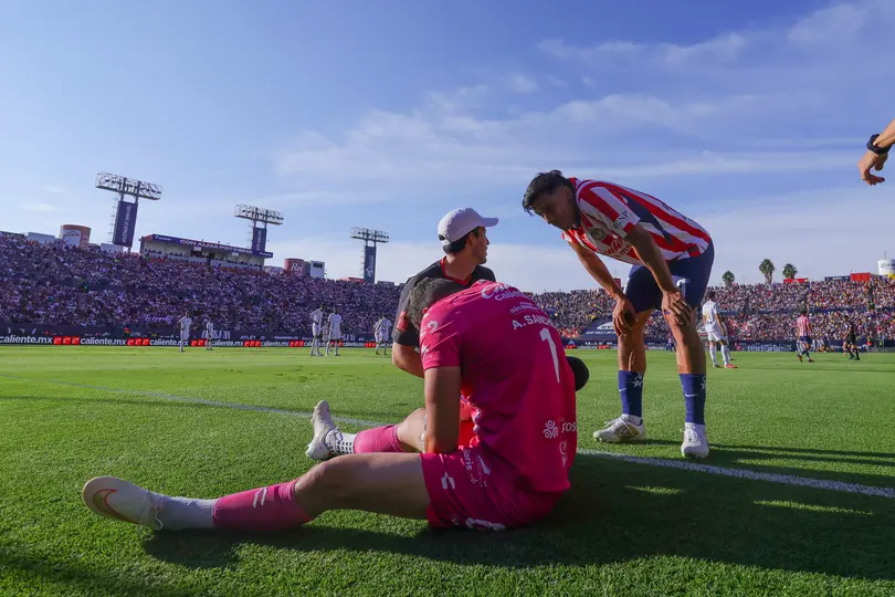 Andrés Sánchez de San Luis esperando atención médica l MEXSPORT