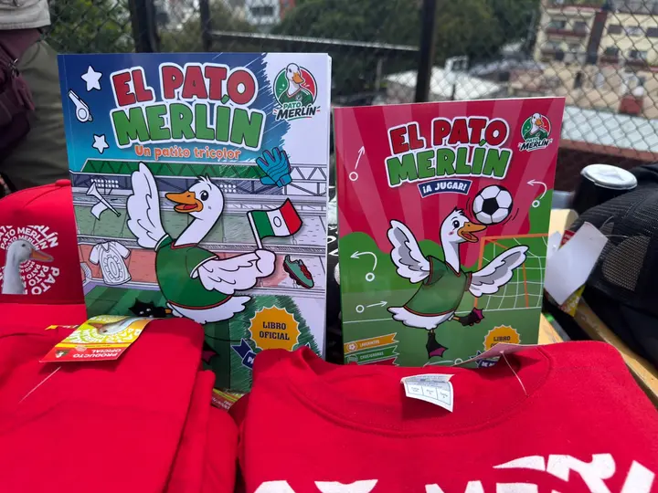 El Pato Merlín: ¡A jugar! incluye laberintos, crucigramas, acertijos, sopas de letras y otras actividades./ Georgina Sánchez