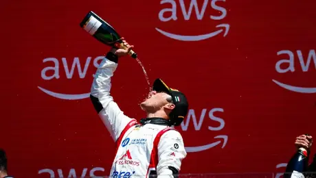 "No es algo que me preocupe": Noel León, piloto mexicano, no tiene prisa por ocupar el asiento libre en F1 para 2027