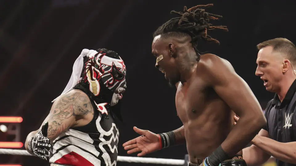 Penta y Je'von Evans son parte de los clasificados a Money in the Bank 1 wwe.com