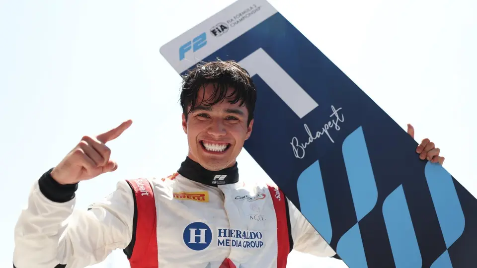 Noel León en celebración en la Fórmula 2 | X: @Formula2